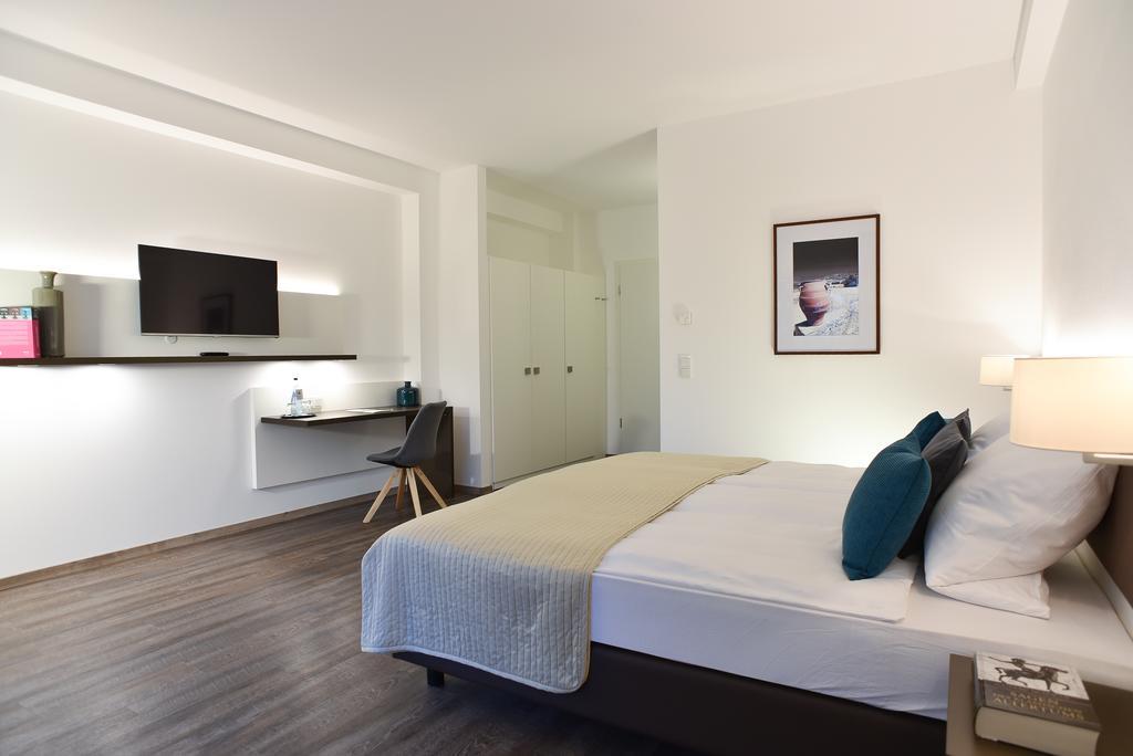 Guesthouse Lichtenau Nußloch Стая снимка